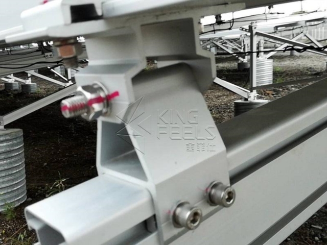 sistema de estantería de paneles solares