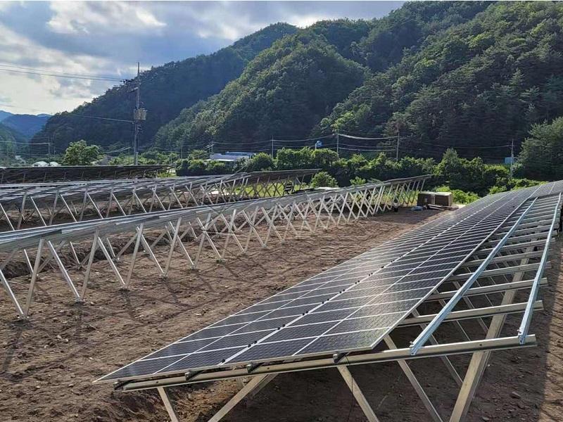 Sistema de montaje de acero C
