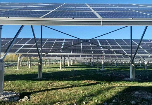sistema de montaje en tierra en armenia 15.3MW
