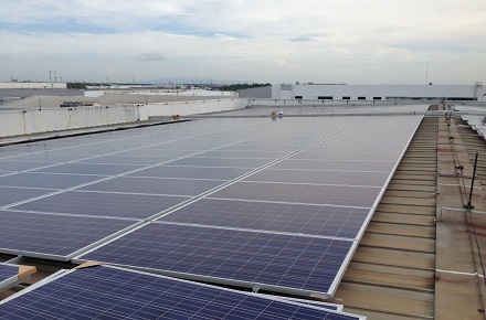 Soportes de montaje de panel solar con Kliplok 406/700
